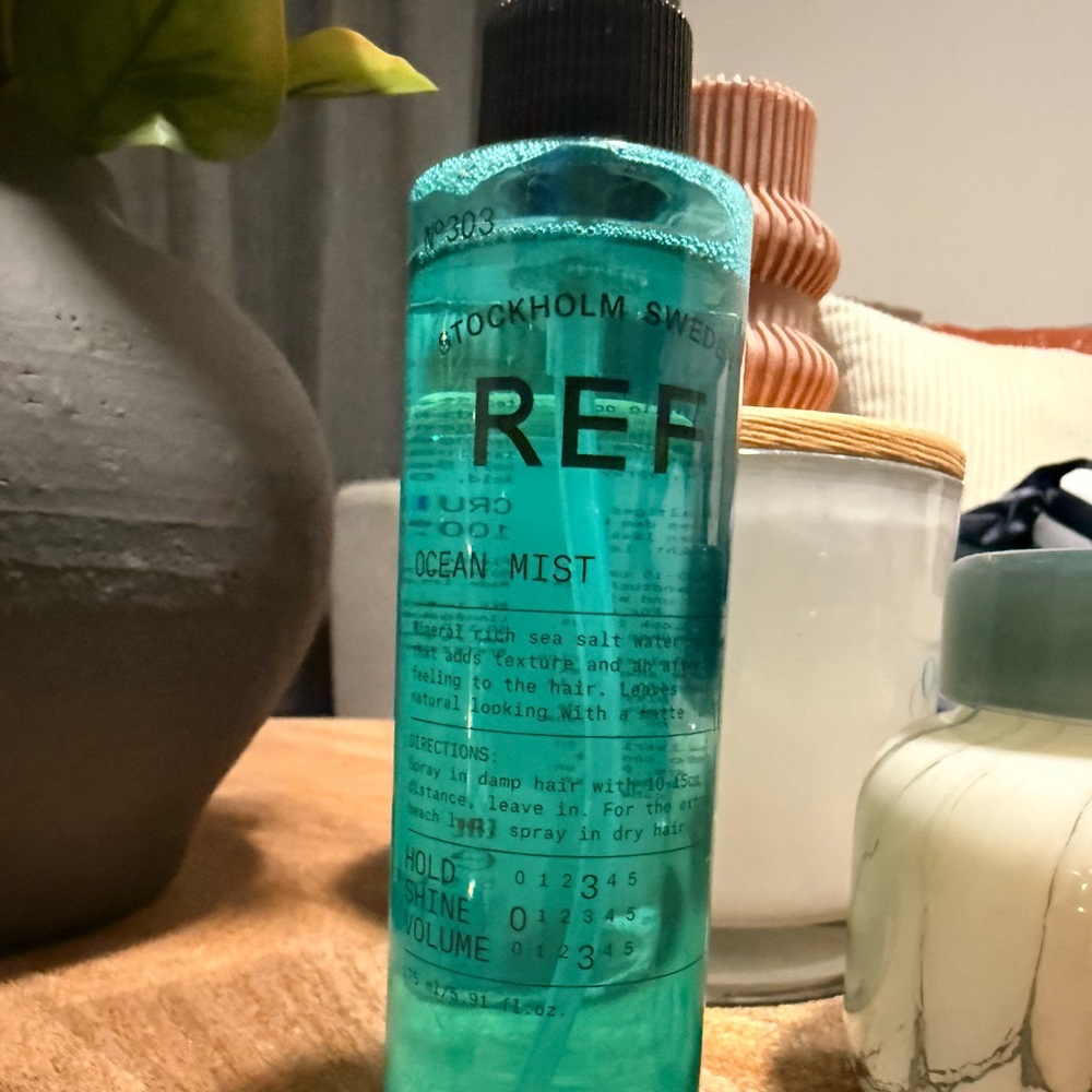 Ocean Mist Texturizing Spray - Blue